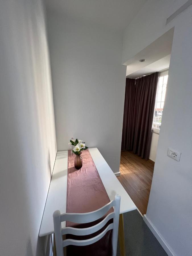 Skenderbej Rooms Tirana Buitenkant foto